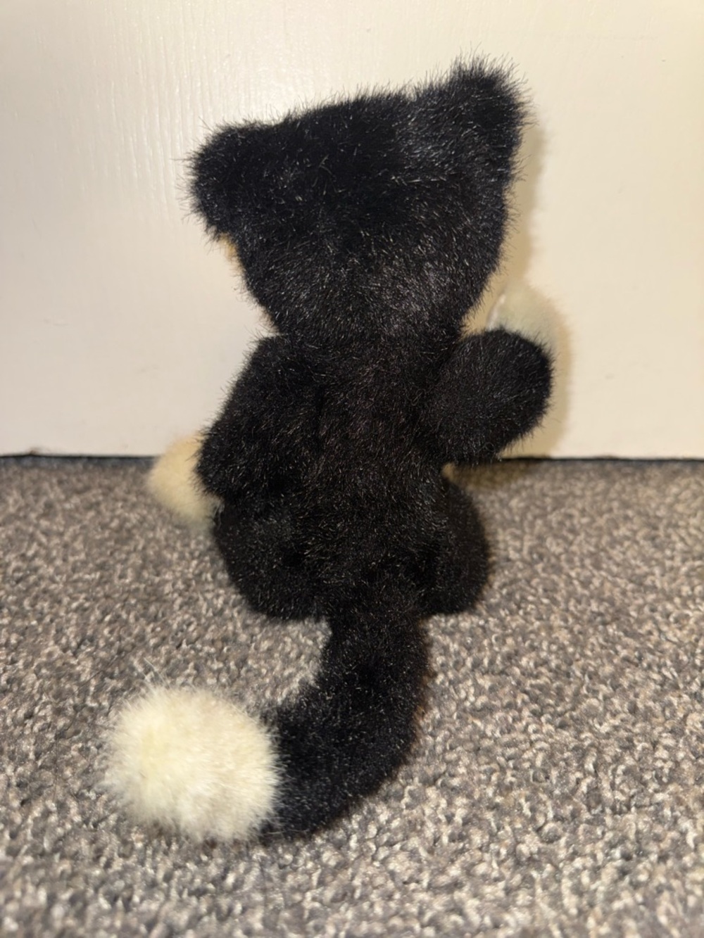 Boyds Collection Tuxedo Cat Plush Jointed Poseable Vintage 1997 Stuffed Animal - Picture 6 of 10